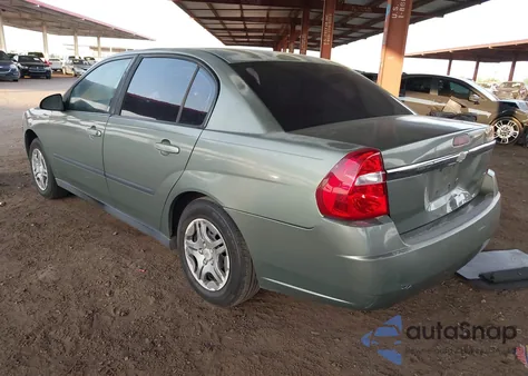 2004 Chevrolet Malibu z USA, uszkodzony, nr VIN 1G1ZS52FX4F135868